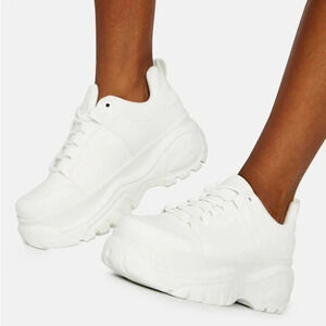 White Platform Sneaker​​​​​